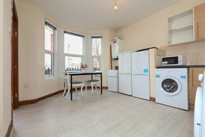 4 Bedroom Terraced House To Rent In Clarence Road, London, N15