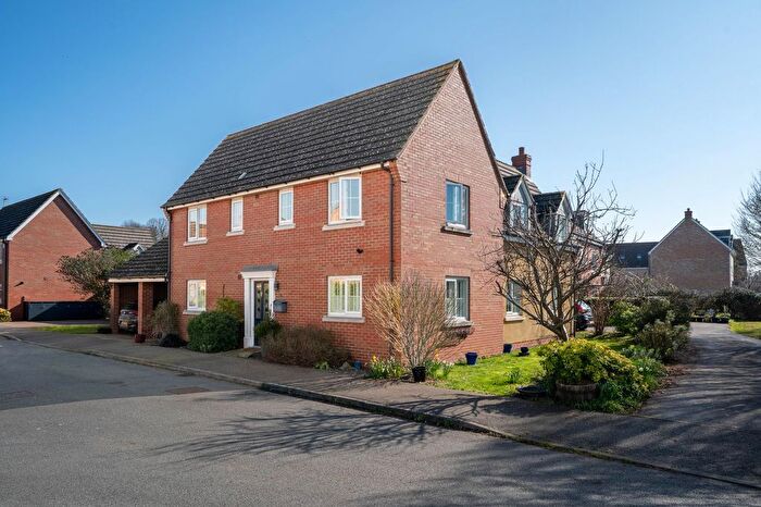 4 Bedroom Detached House For Sale In Stevensons Road, Longstanton, CB24