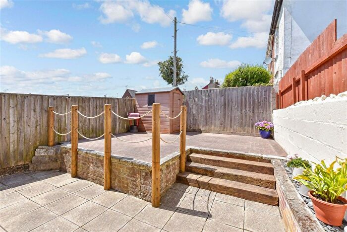 2 Bedroom Semi-detached House For Sale In Albert Street, Ryde, Isle Of Wight, PO33