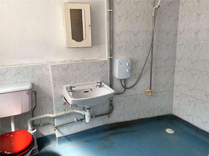 3 Bedroom End Of Terrace House For Sale In Alum Rock Road, Birmingham, West Midlands, B8