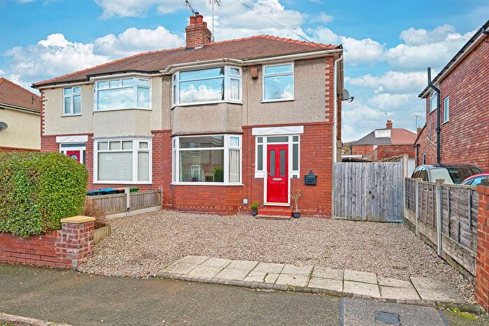 3 Bedroom Semi-Detached House For Sale In Rydal Grove, Helsby, Frodsham, WA6