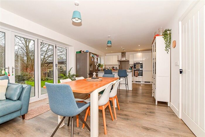 5 Bedroom Detached House For Sale In Marigold Drive, Willesborough, Ashford, Kent, TN24