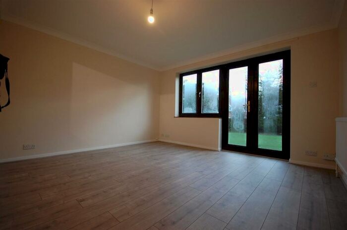1 Bedroom Maisonette To Rent In Langton Grove, Northwood, Middlesex, HA6