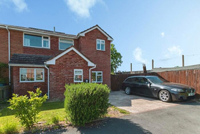 5 Bedroom Semi Detached House For Sale In Warwick Close, Feniton, Honiton, Devon, EX14