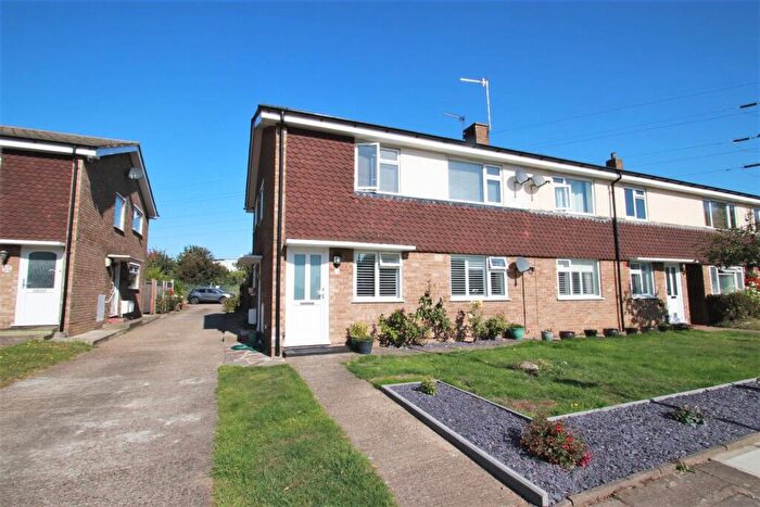 2 Bedroom Maisonette To Rent In Millbrook Avenue, Welling, DA16