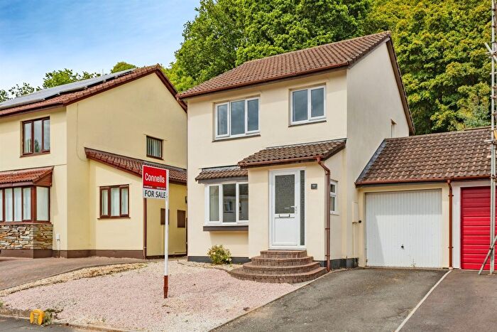 3 Bedroom Link Detached House For Sale In Barton Drive, Newton Abbot, TQ12