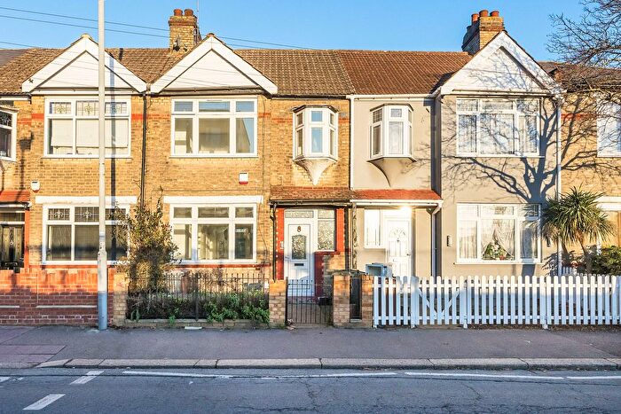 3 Bedroom Terraced House For Sale In Higham Hill Road, London, E17