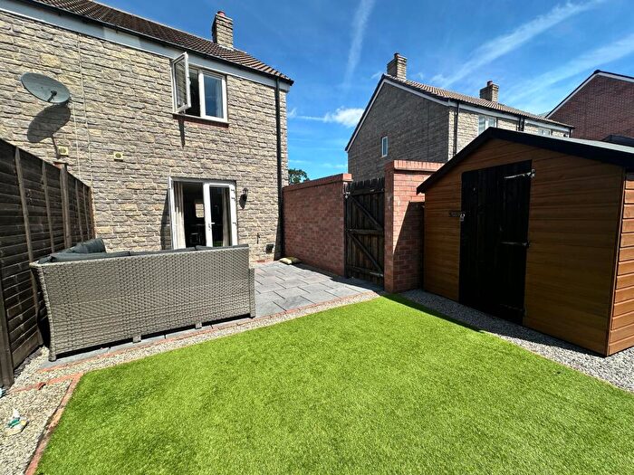 2 Bedroom Semi Detached House For Sale In Daffodil Way, Lyde Green, Bristol, BS16