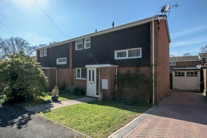 3 Bedroom Semi-Detached House To Rent In Claudius Gardens, Chandler's Ford, Eastleigh, SO53