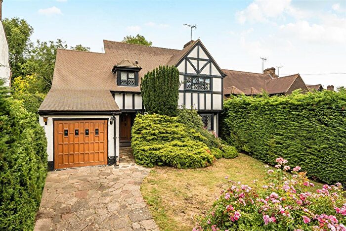 4 Bedroom Detached House For Sale In The Covert, Petts Wood East, Kent, BR6