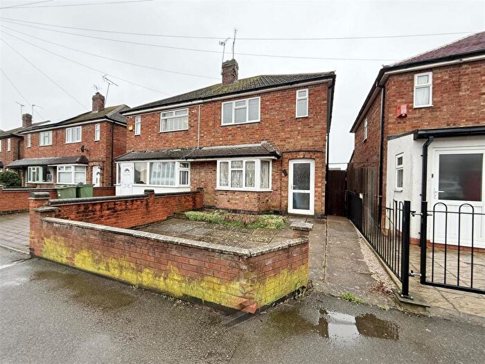 3 Bedroom Semi Detached House For Sale In St. Marys Avenue, Leicester Forest East, Leicester, LE3
