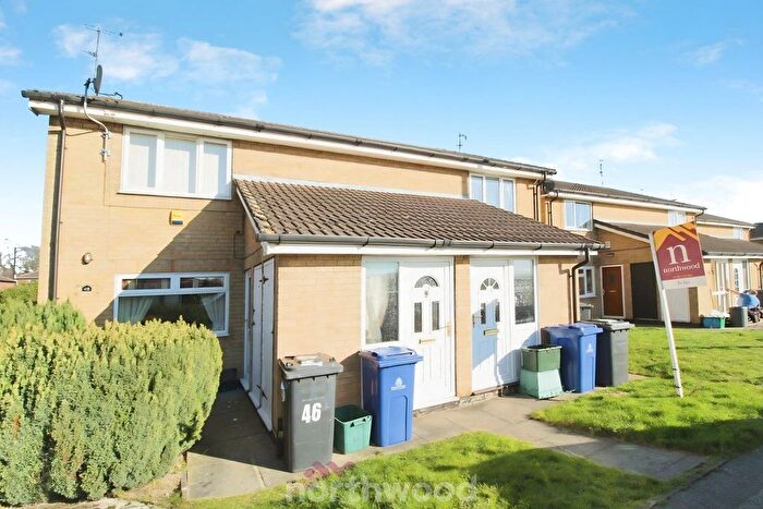 2 Bedroom Flat To Rent In Gayton Close, Balby, Doncaster, DN4