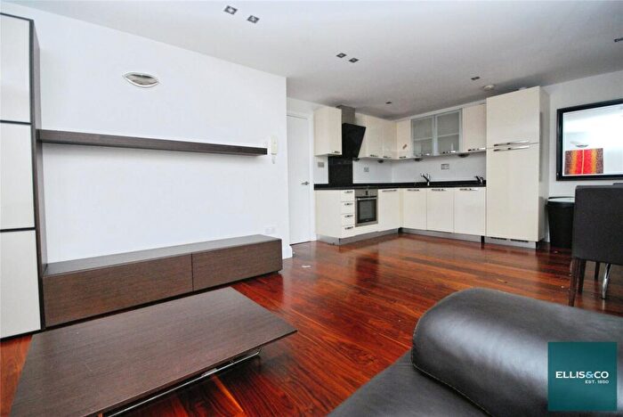 1 Bedroom Apartment For Sale In Alba Gardens, Golders Green, NW11