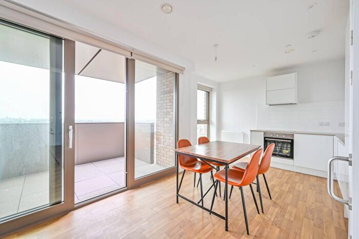 1 Bedroom Flat To Rent In Astor Apartments, Apex Gardens, Tottenham, London, N15