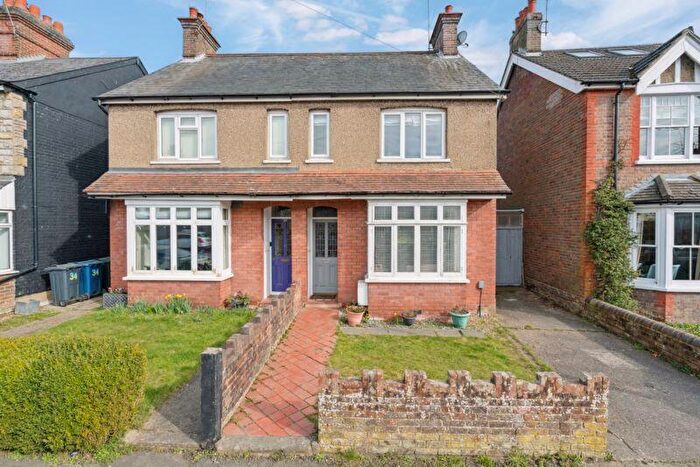 3 Bedroom Semi-Detached House To Rent In Vale Road, Chesham, HP5