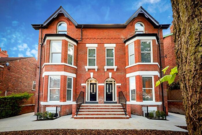 1 Bedroom Apartment To Rent In Old Lansdowne Road, West Didsbury, M20