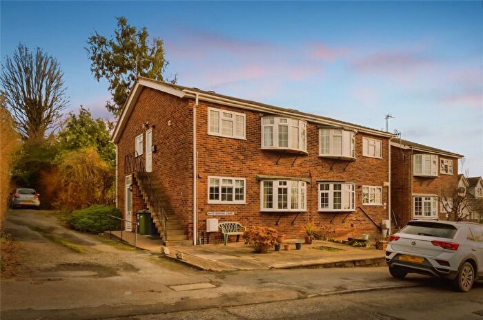 2 Bedroom Flat For Sale In Whittingham Road, Nottingham, Nottinghamshire, NG3