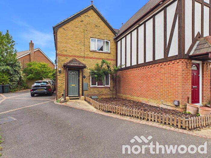 3 Bedroom Terraced House To Rent In Corner Field, Park Farm, Ashford, TN23
