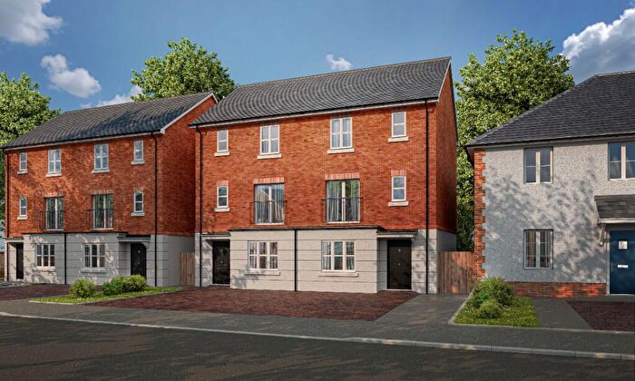 4 Bedroom Semi-Detached House For Sale In Lacey Avenue, Bideford, EX39