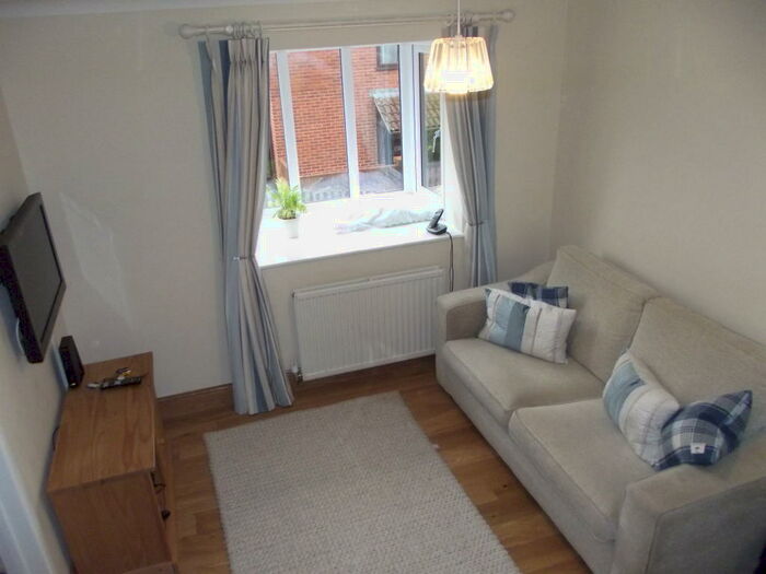 1 Bedroom House To Rent In Celia Crescent, Exeter, EX4