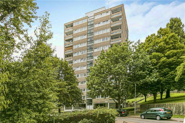 1 Bedroom Flat To Rent In Ellisfield Drive, Roehampton, SW15