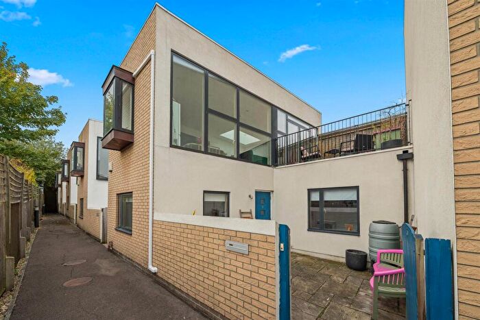 2 Bedroom Terraced House For Sale In Walnut Tree Close, Guildford, GU1