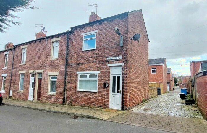 2 Bedroom End Of Terrace House To Rent In Elm Terrace, Eldon Lane, Bishop Auckland, DL14