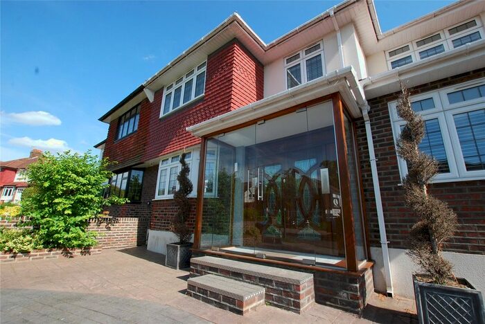 5 Bedroom Semi-Detached House To Rent In Briar Avenue, Streatham, London, SW16