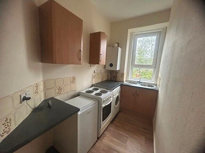 1 Bedroom Flat To Rent In / Lyon Street, Dundee, DD4