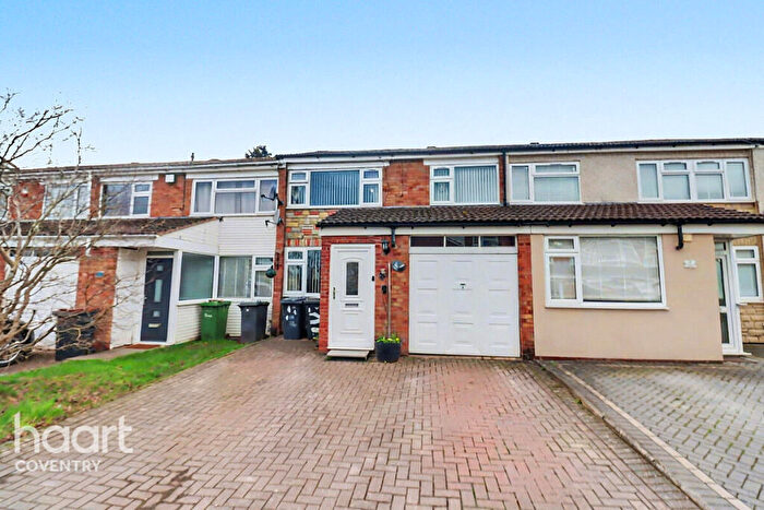 3 Bedroom Terraced House For Sale In Moat Farm Drive, Bedworth, CV12