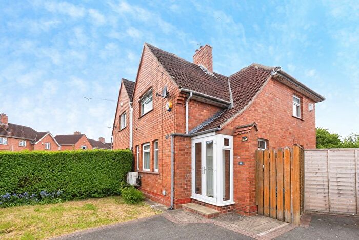3 Bedroom Semi Detached House For Sale In Dunster Road, Bristol, Avon, BS4