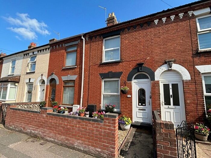 3 Bedroom Terraced House For Sale In Stafford Road, Southtown, NR31