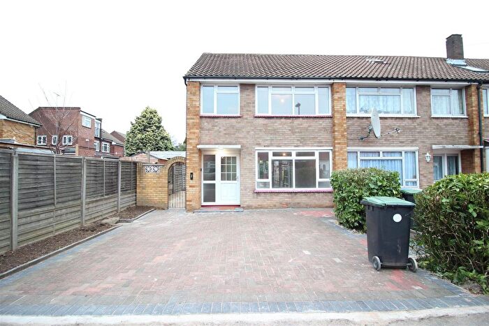 3 Bedroom End Terrace House For Sale In Avondale Crescent, Ponders End, EN3