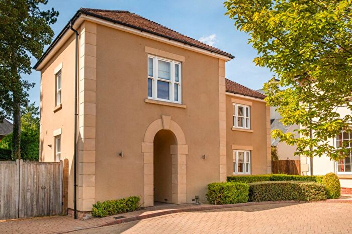 4 Bedroom Detached House To Rent In Winchester, Hampshire, SO22