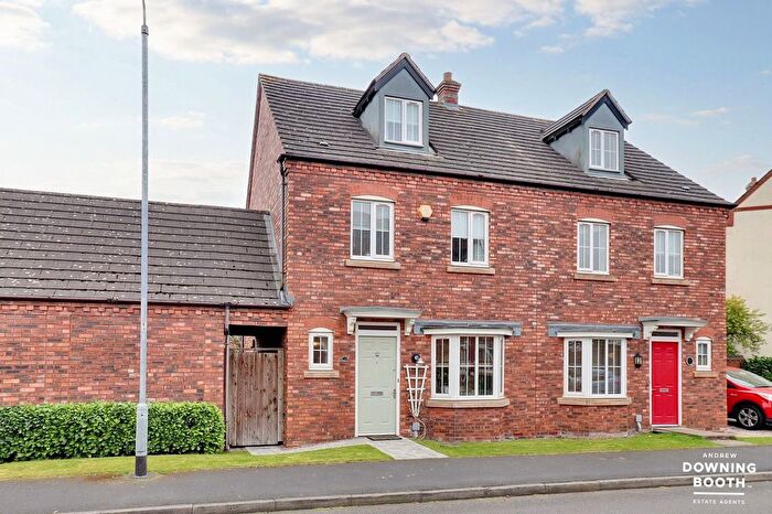 4 Bedroom Semi-Detached House For Sale In Walnut Walk, Darwin Park, Lichfield, WS13