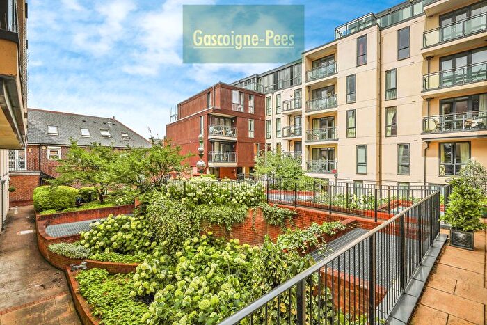 2 Bedroom Property To Rent In Printing House Square, Guildford, GU1