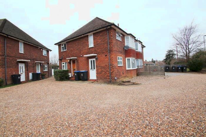 1 Bedroom Maisonette To Rent In Poundfield Court, Old Woking, GU22