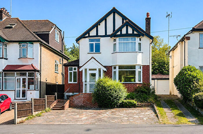 3 Bedroom Detached House For Sale In Coulsdon, Surrey, CR5