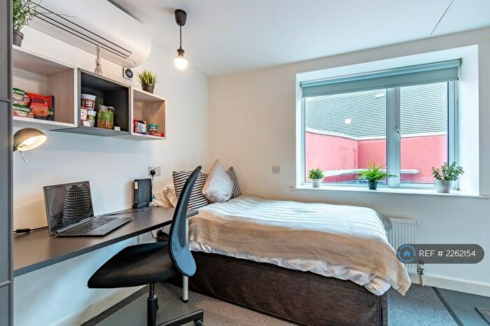 Studio To Rent In Herbal Hill, London, EC1R