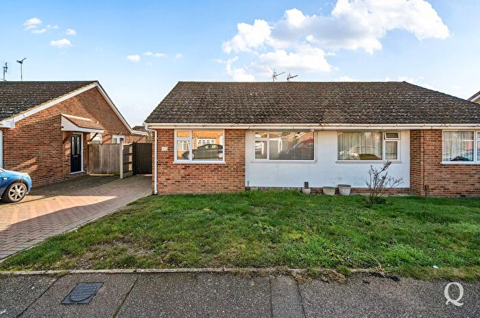 3 Bedroom Bungalow For Sale In Hamilton Crescent, Sittingbourne, ME10