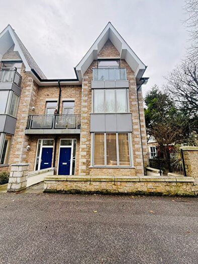 2 Bedroom Flat To Rent In Morlanow, Alexandra Road, Penzance, TR18