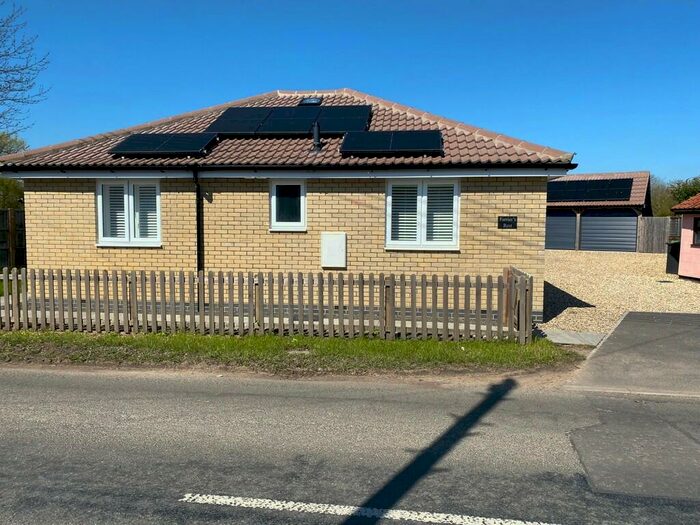 2 Bedroom Detached Bungalow For Sale In Haughley Green, IP14