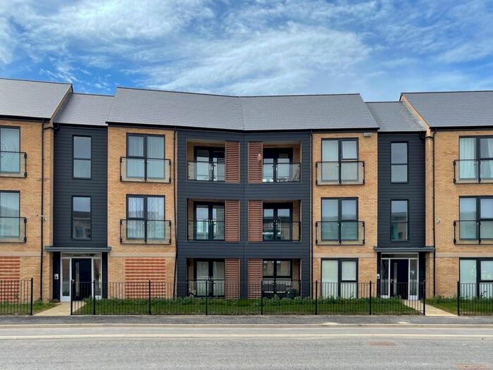 1 Bedroom Flat To Rent In Poppy Road, Wantage, OX12