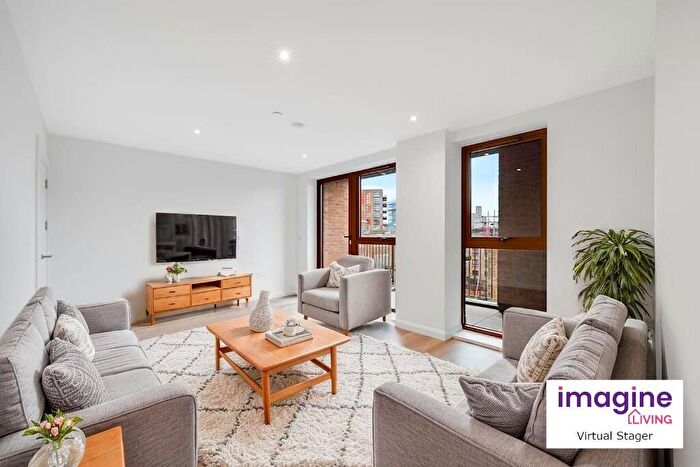 2 Bedroom Flat For Sale In Dod Street, London, E14