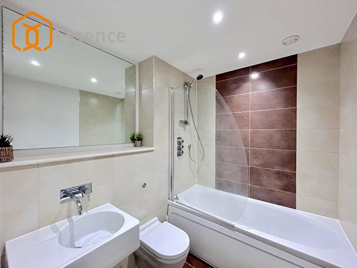 1 Bedroom Flat To Rent In Essex Street, Birmingham, B5