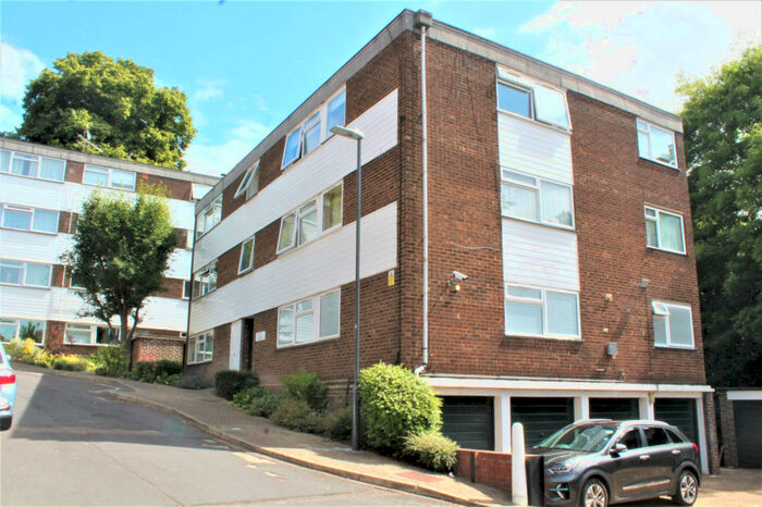 1 Bedroom Flat To Rent In Wendela Court, Sudbury Hill, Harrow On The Hill, HA1
