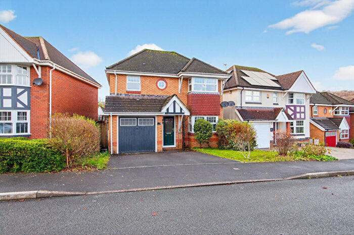 4 Bedroom Detached House To Rent In Maes Y Crofft, Morganstown, Cardiff, CF15