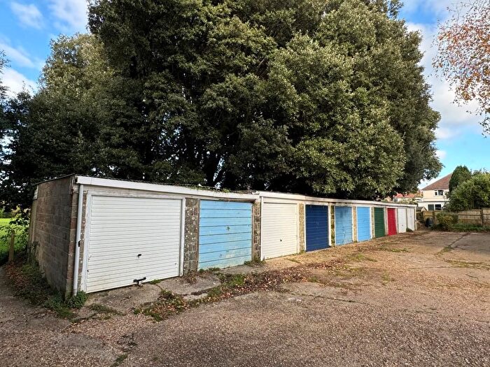 1 Bedroom Flat For Sale In Fairmead Close, Lake, Sandown, Isle Of Wight, PO36