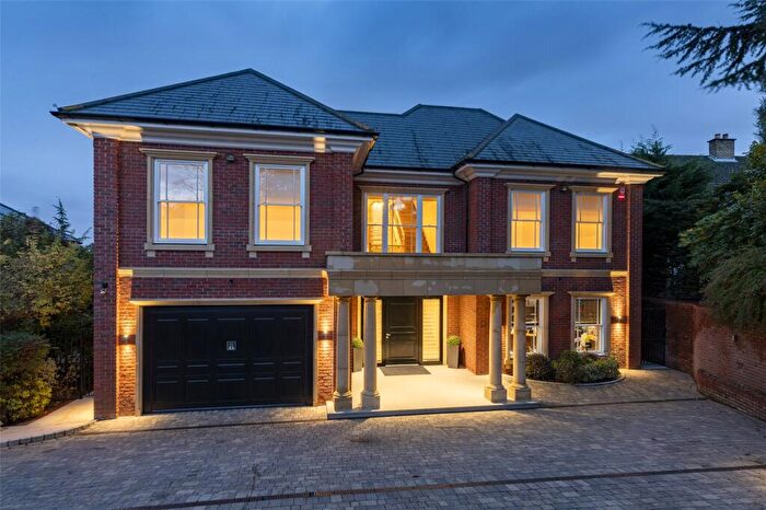 4 Bedroom Detached House For Sale In Coombe Ridings, Kingston Upon Thames, KT2