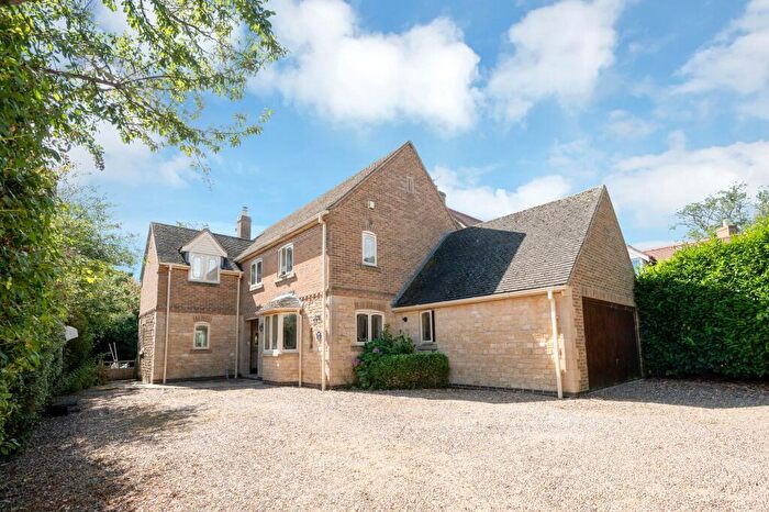 4 Bedroom Detached House For Sale In Willow Close, Whissendine, LE15